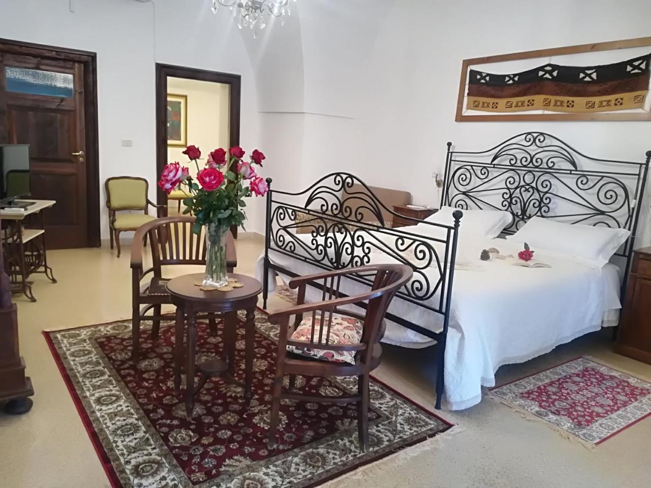 Agriturismo Torrevecchia San Pancrazio Salentino Eksteriør billede