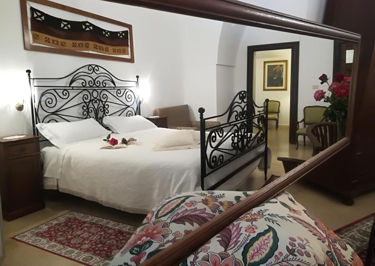 Agriturismo Torrevecchia San Pancrazio Salentino Eksteriør billede
